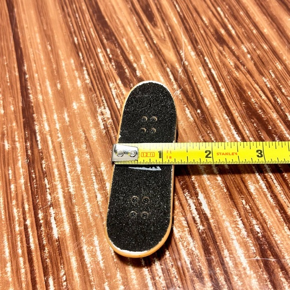 Rare Tech Deck  Fingerboard REVIVE Hard To Find - Picture 5 of 11